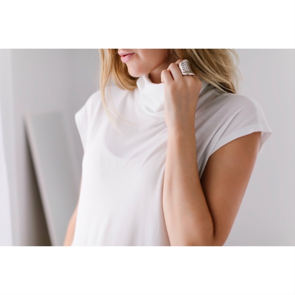 Paris Turtleneck - Picture 7 of 7