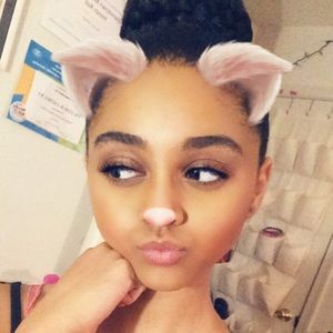 Meet your Posher, Vicki