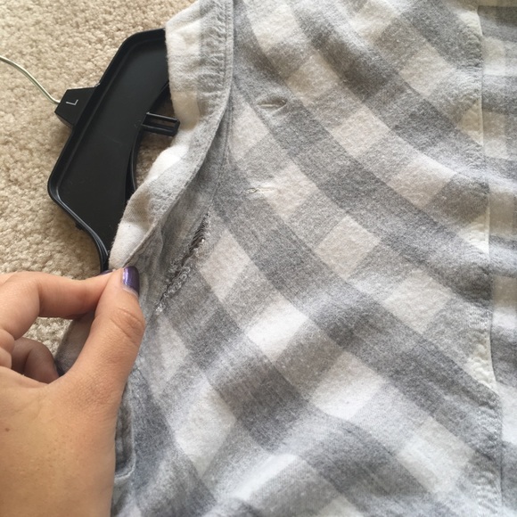 Abercrombie 🌟 Long Sleeve Flannel - Picture 4 of 5