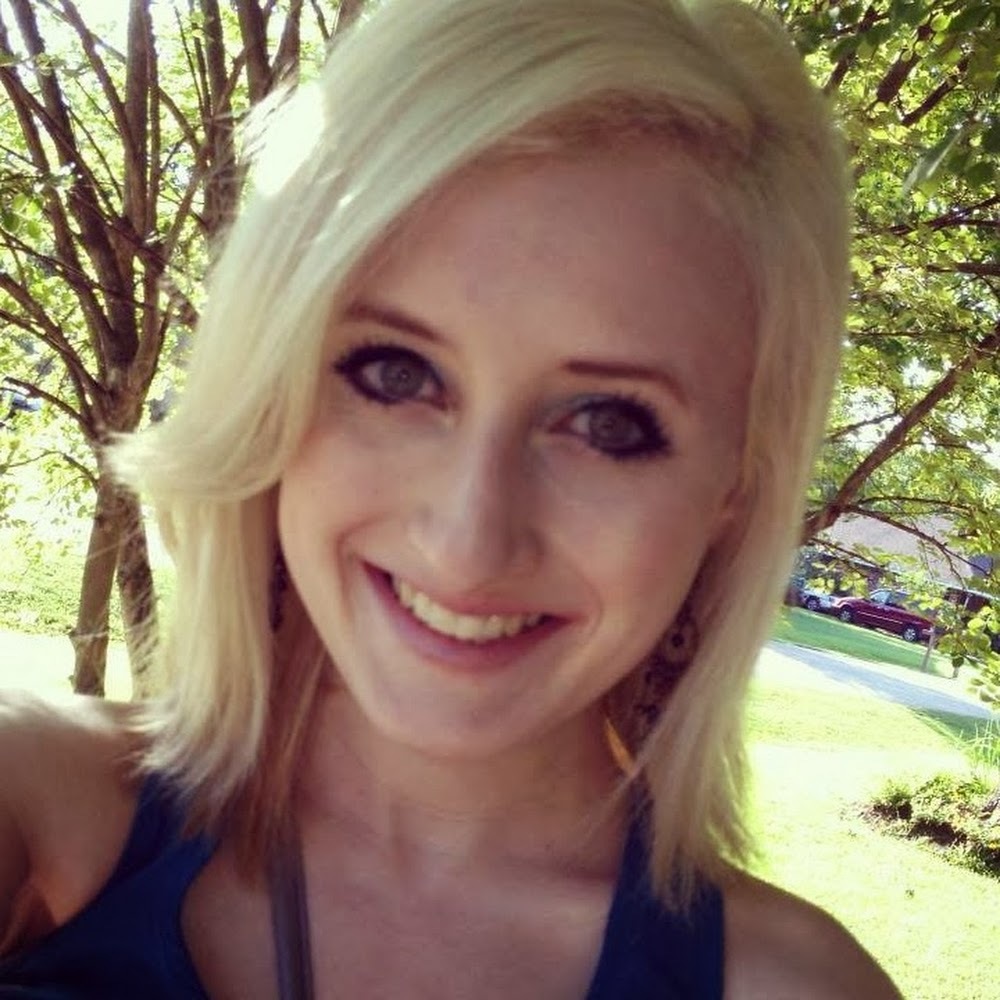 Meet your Posher, Natalie