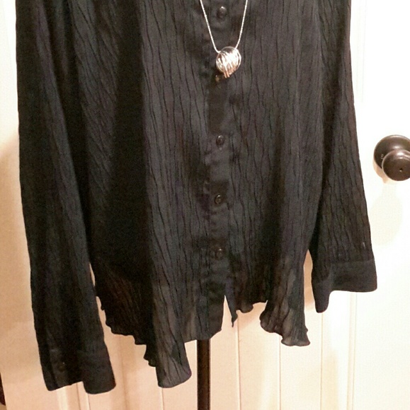 Blouse - Picture 2 of 3