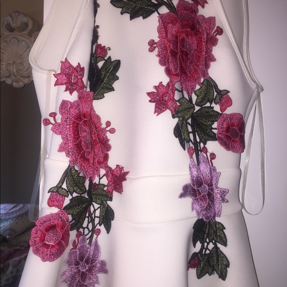 Dress - Picture 3 of 8