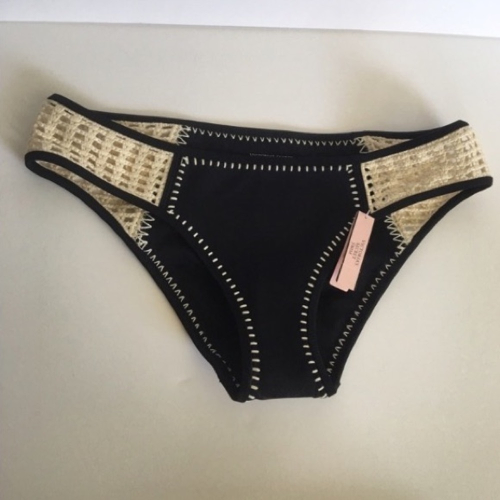 NWT VS Crochet Bikini Bottoms