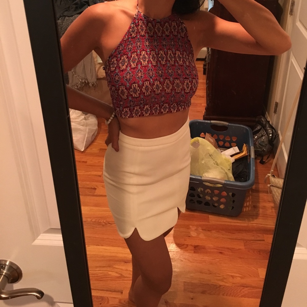 White Scalloped Pencil Skirt
