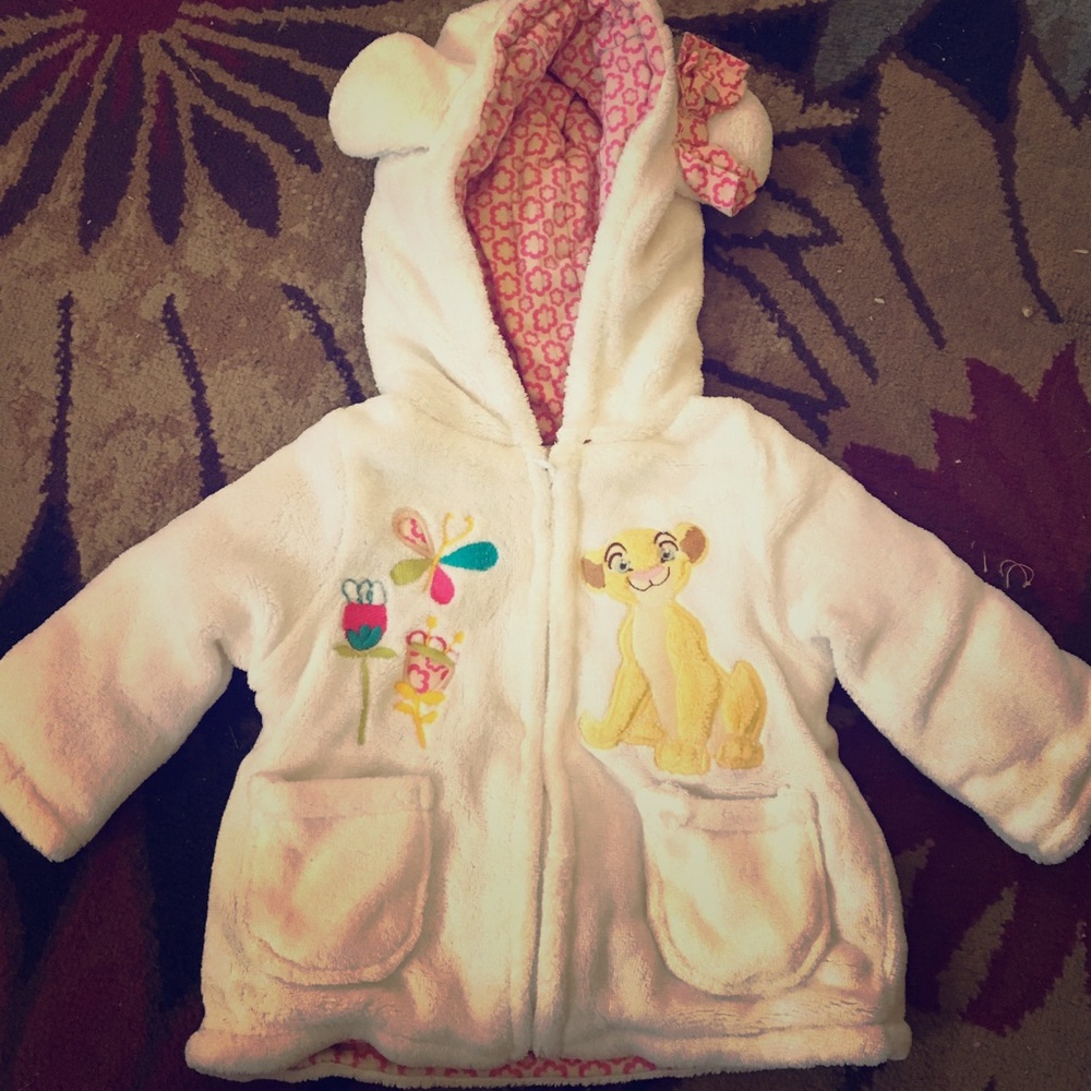 Simba sweater