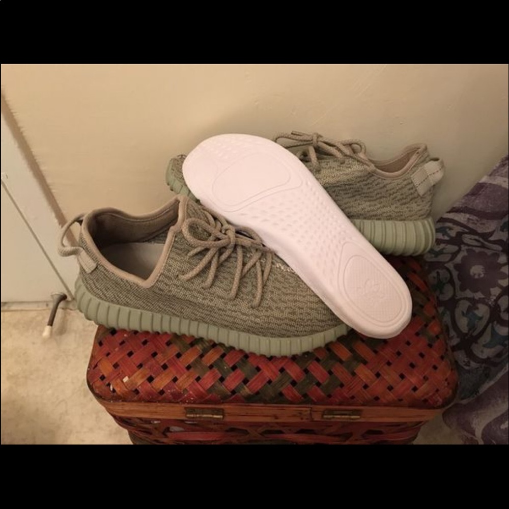 Yeezy moonrock