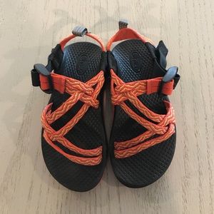 KIDS Chacos