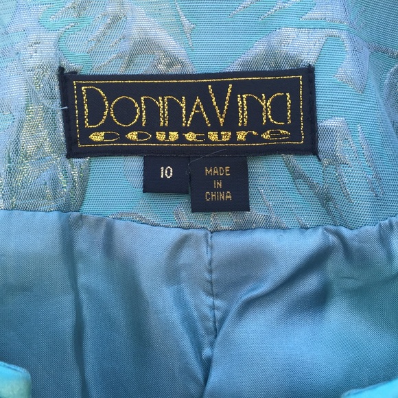 Size 10 Shirt Suite - Picture 3 of 3