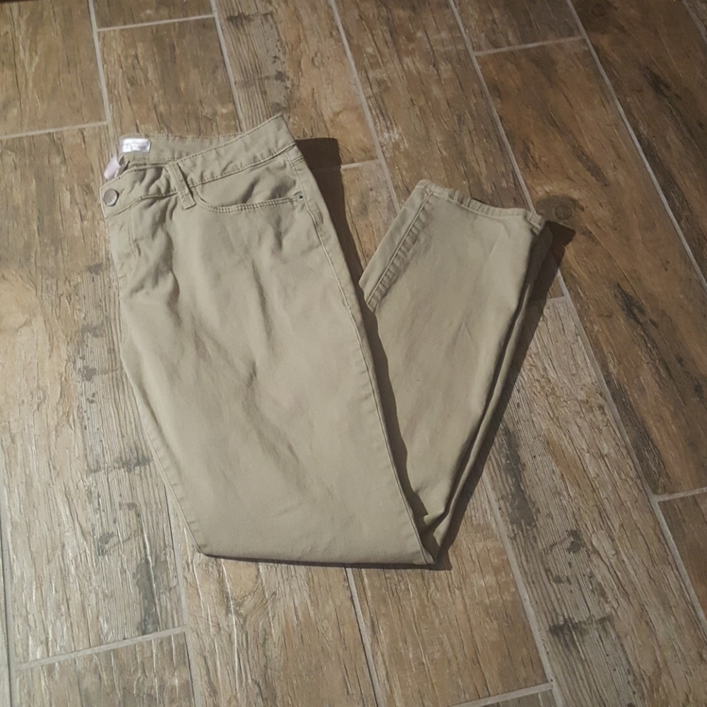 Khaki skinny jeans