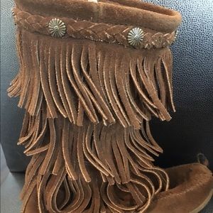 Minnetonka Fringe Boots