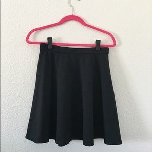 HALOGEN Black Mini Skirt