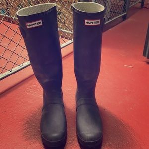 Original tall Hunter purple rainboots sz 8
