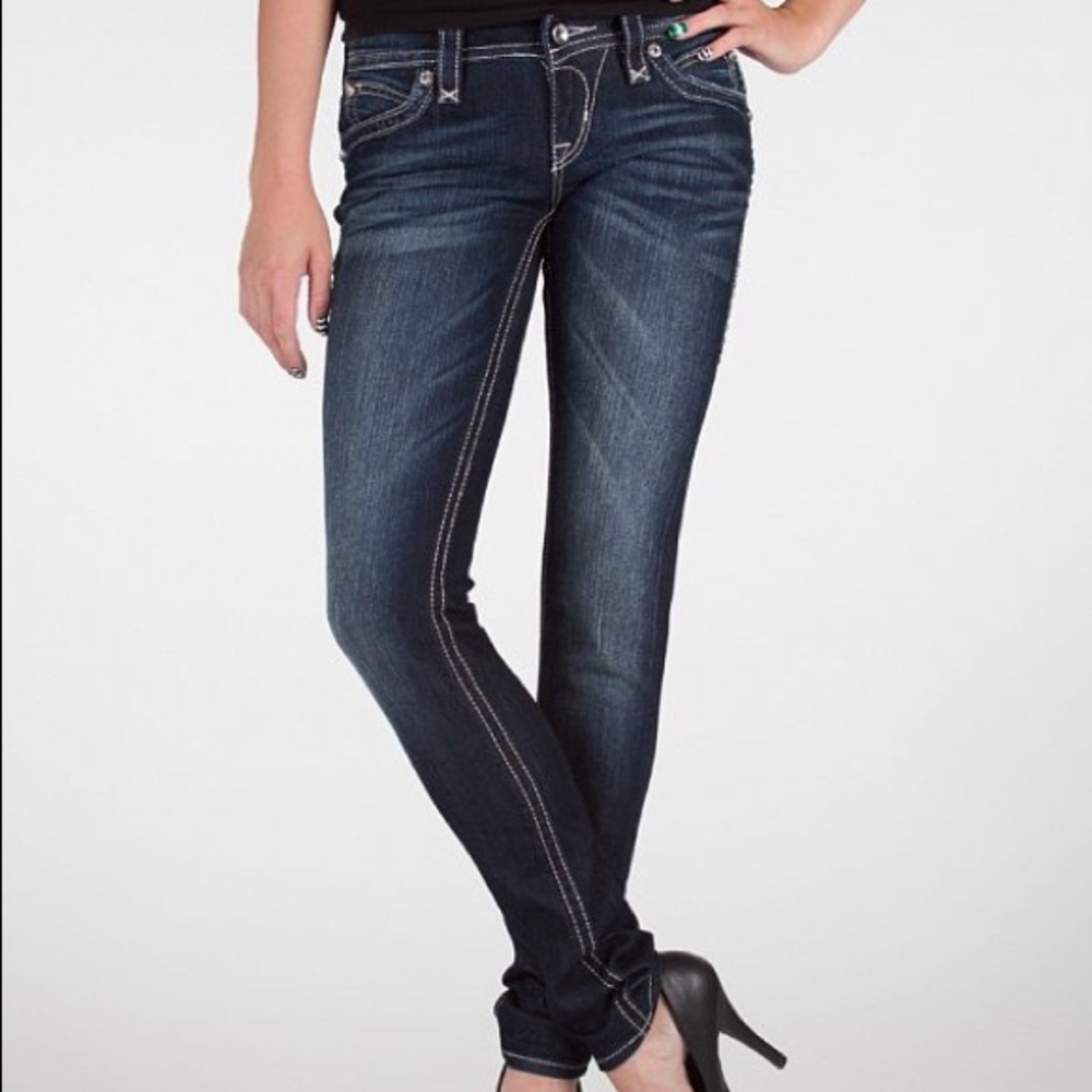 SOLD Rock Revival Johanna Skinny Jeans