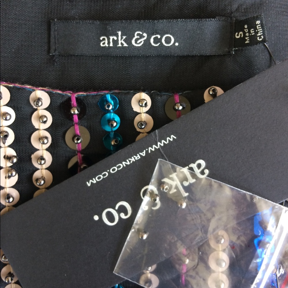 Ark & Co Embellished Sequin Sleeveless Top - Picture 4 of 5