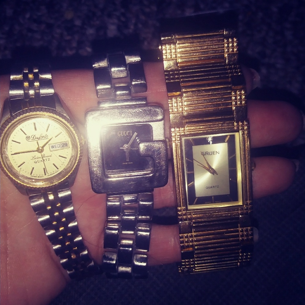 5 VINTAGE WATCHES
