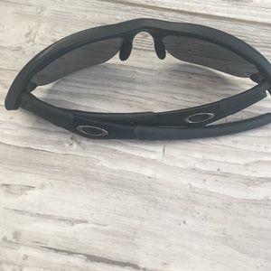 Polarized Oakley glasses