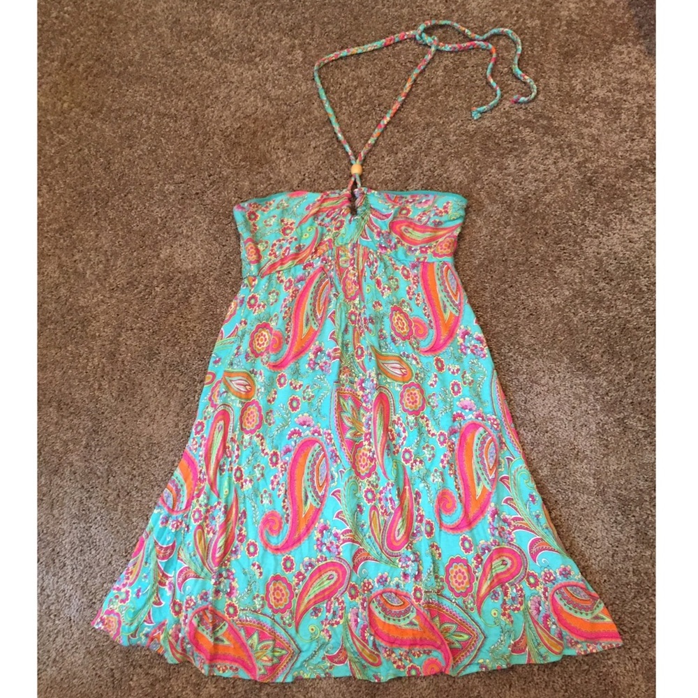 Paisley pattern cover up