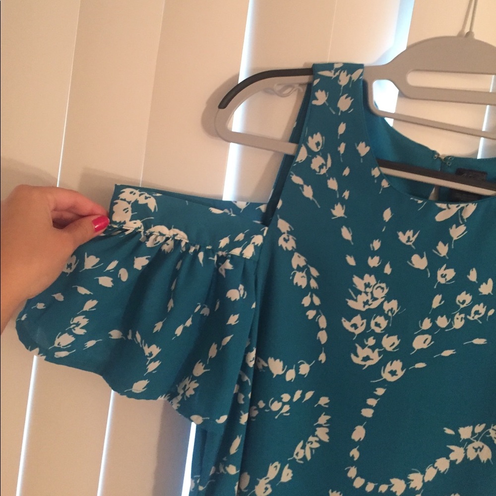 Turquoise Dress! - Picture 2 of 2