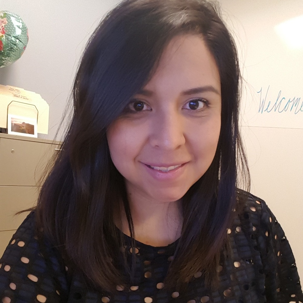 Meet your Posher, Priscila