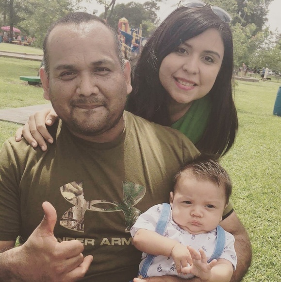 Meet your Posher, Priscila - Picture 2 of 4