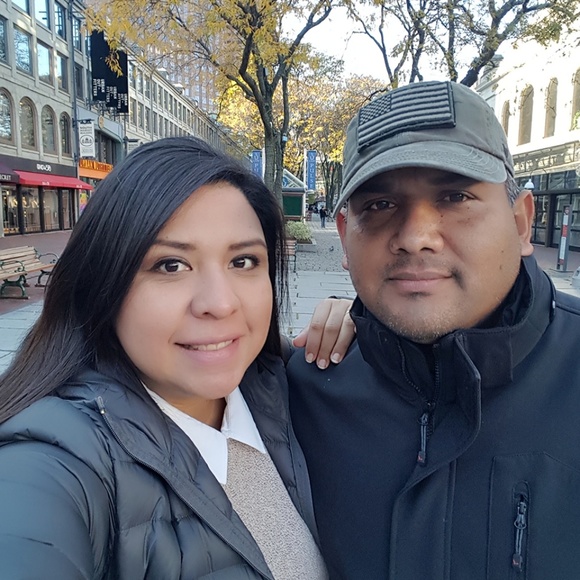 Meet your Posher, Priscila - Picture 3 of 4