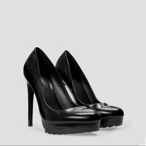 ZARA Court Shoe With Track Sole