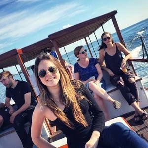 Meet your Posher, Maria