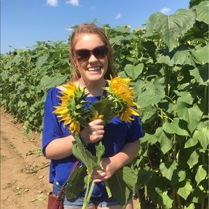 Meet your Posher, Emily