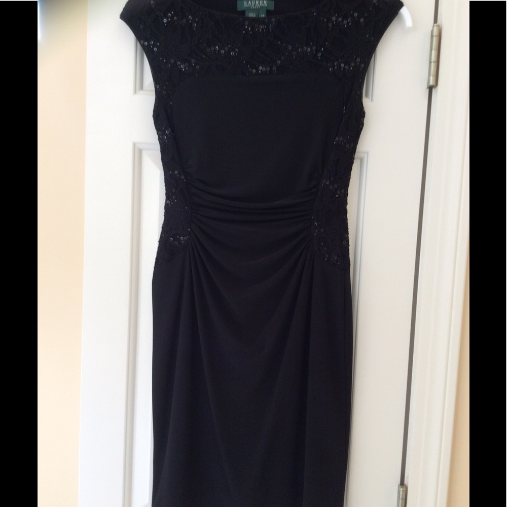 💕PERFECT LITTLE BLACK DRESS💕