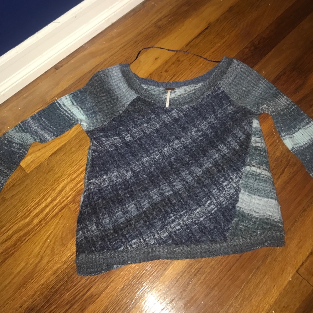 free people blue sweater size small good condition