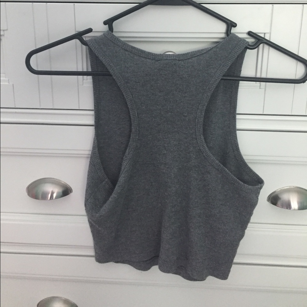 Gray crop top - Picture 2 of 2