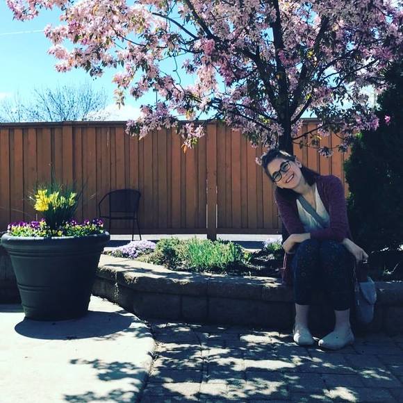 Meet your Posher, Steph - Picture 1 of 1