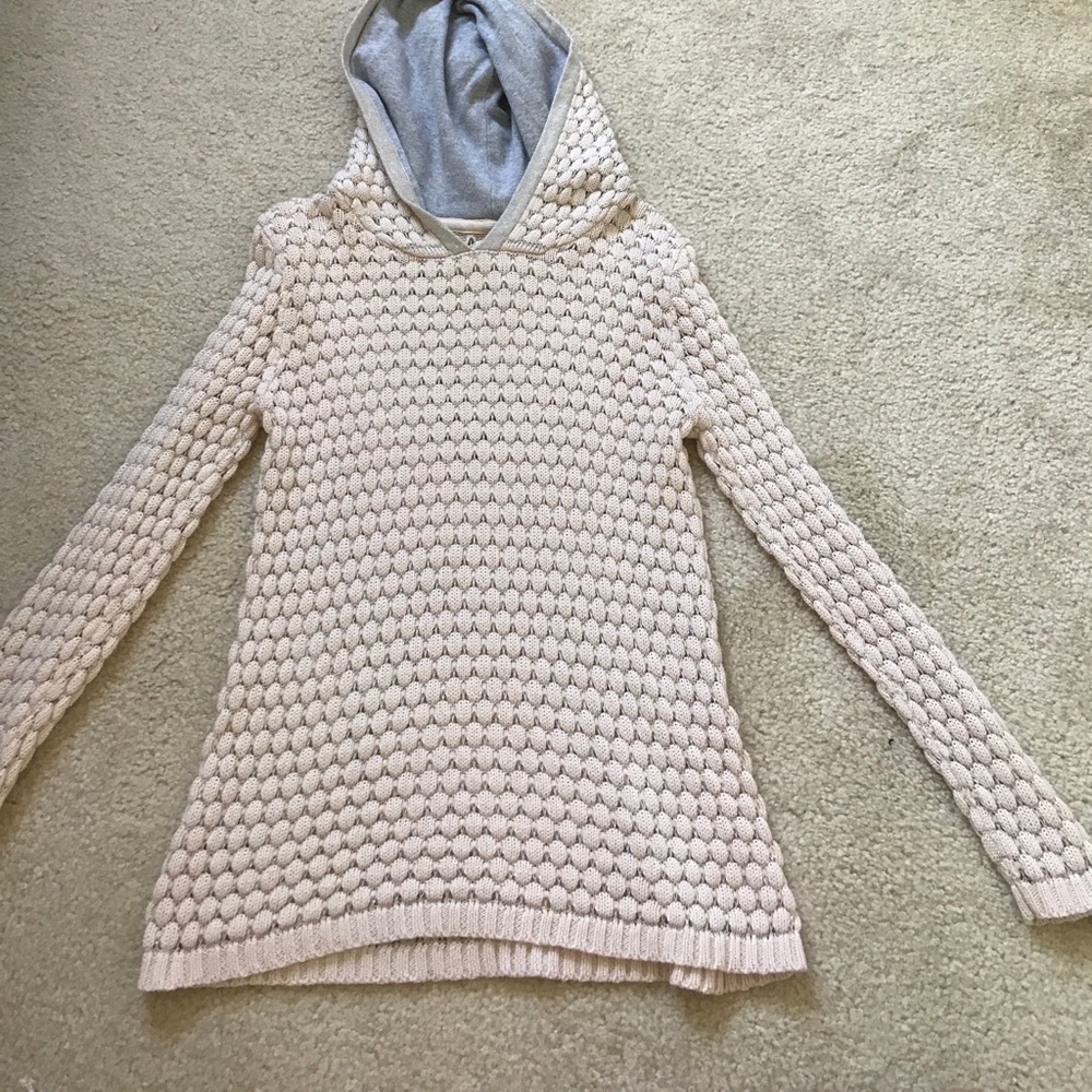 adorable sparkly beige peek hoodie!