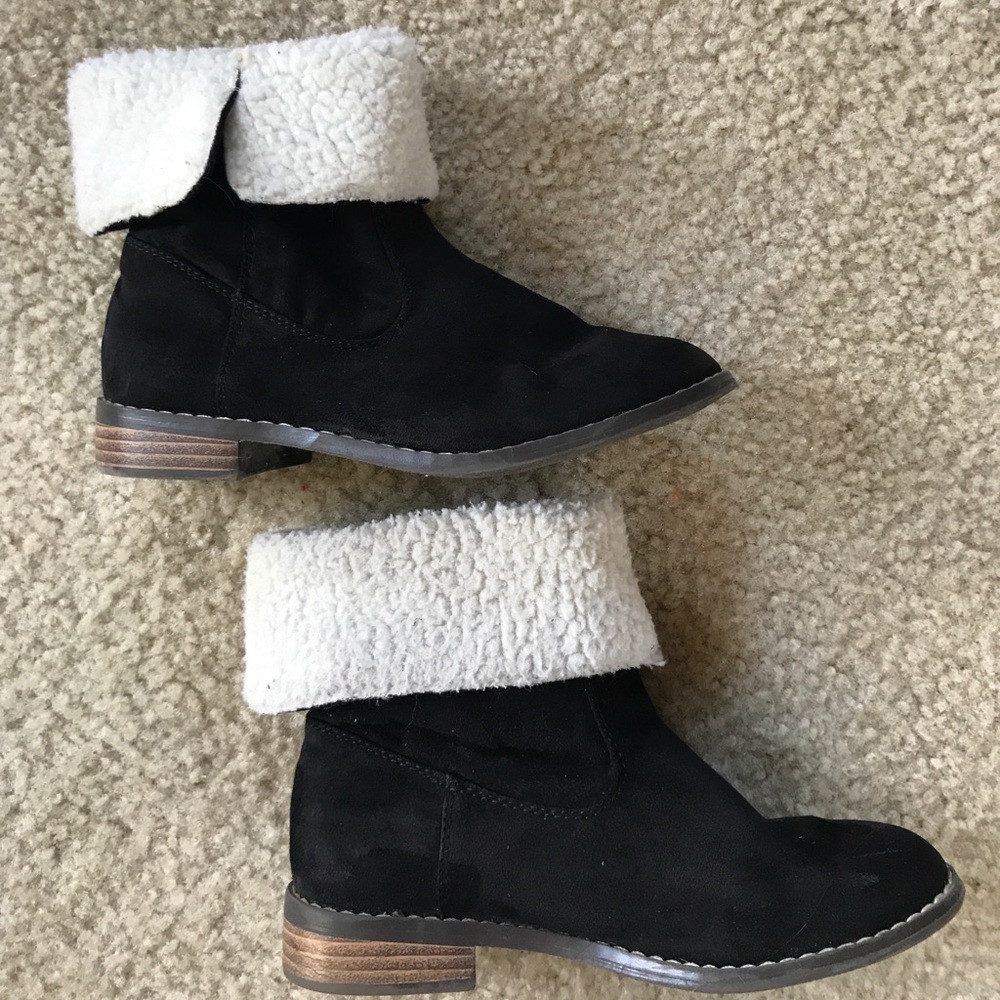 GAP Kids Black Shearling Boots Size 1
