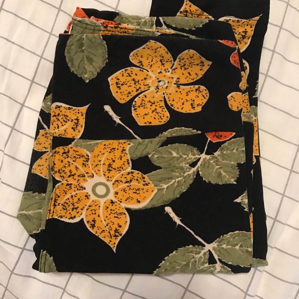 Lularoe OS Floral Leggings