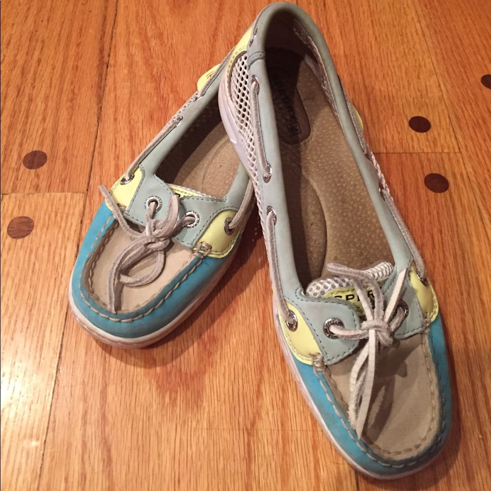 Sperry boat shoes