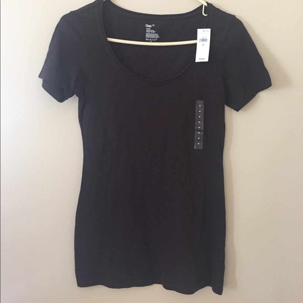 Woman's GAP t-shirt, new, with tags
