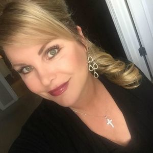 Meet your Posher, Kristin