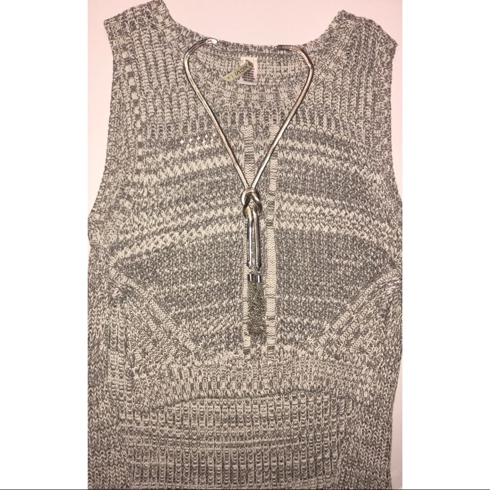 🌸XCVI Katniss high-low sweater🌸