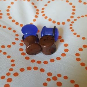 Lot of 2 pairs 7/16" plugs, blue glass and stone