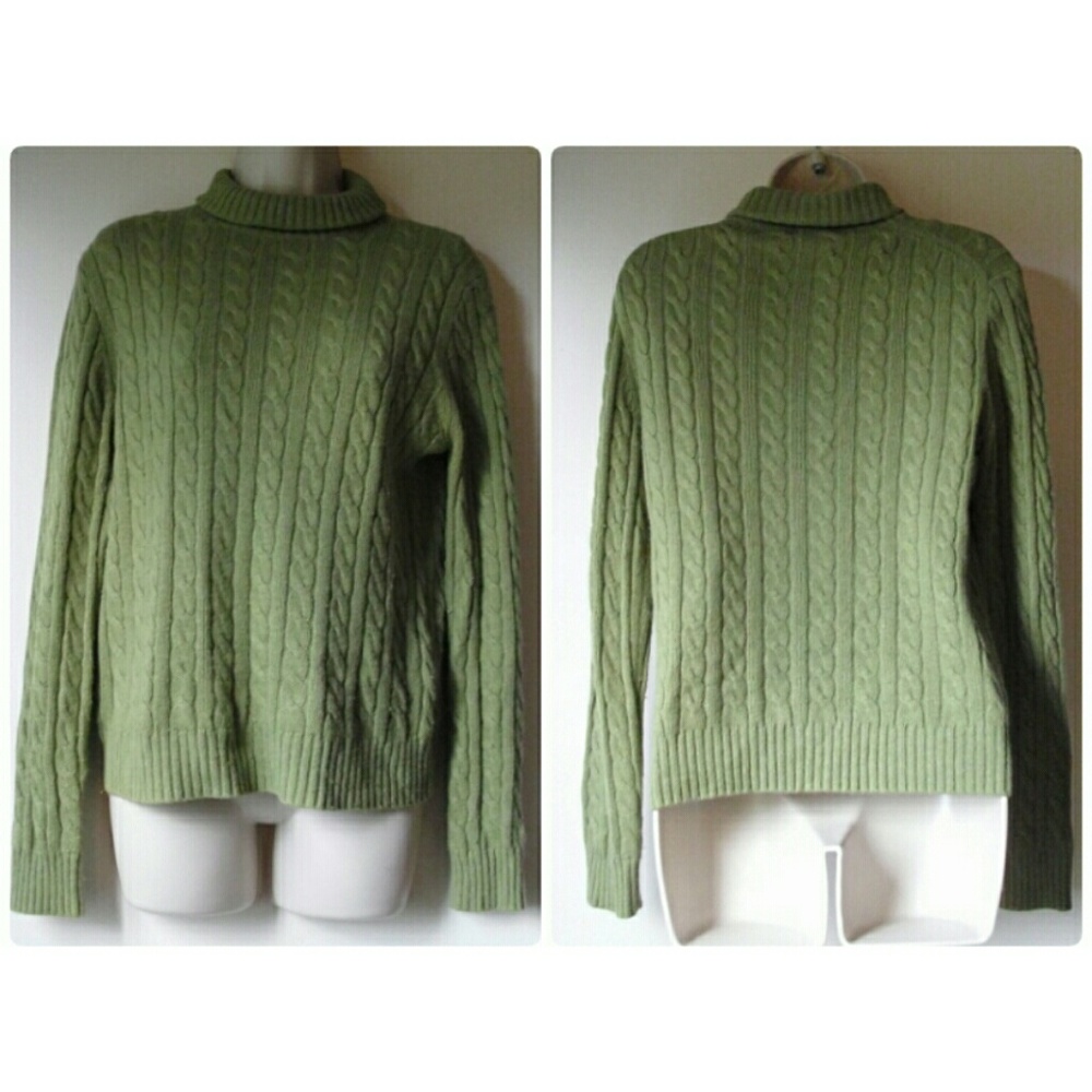 J. CREW TURTLENECK SWEATER!🌟 - Picture 2 of 5