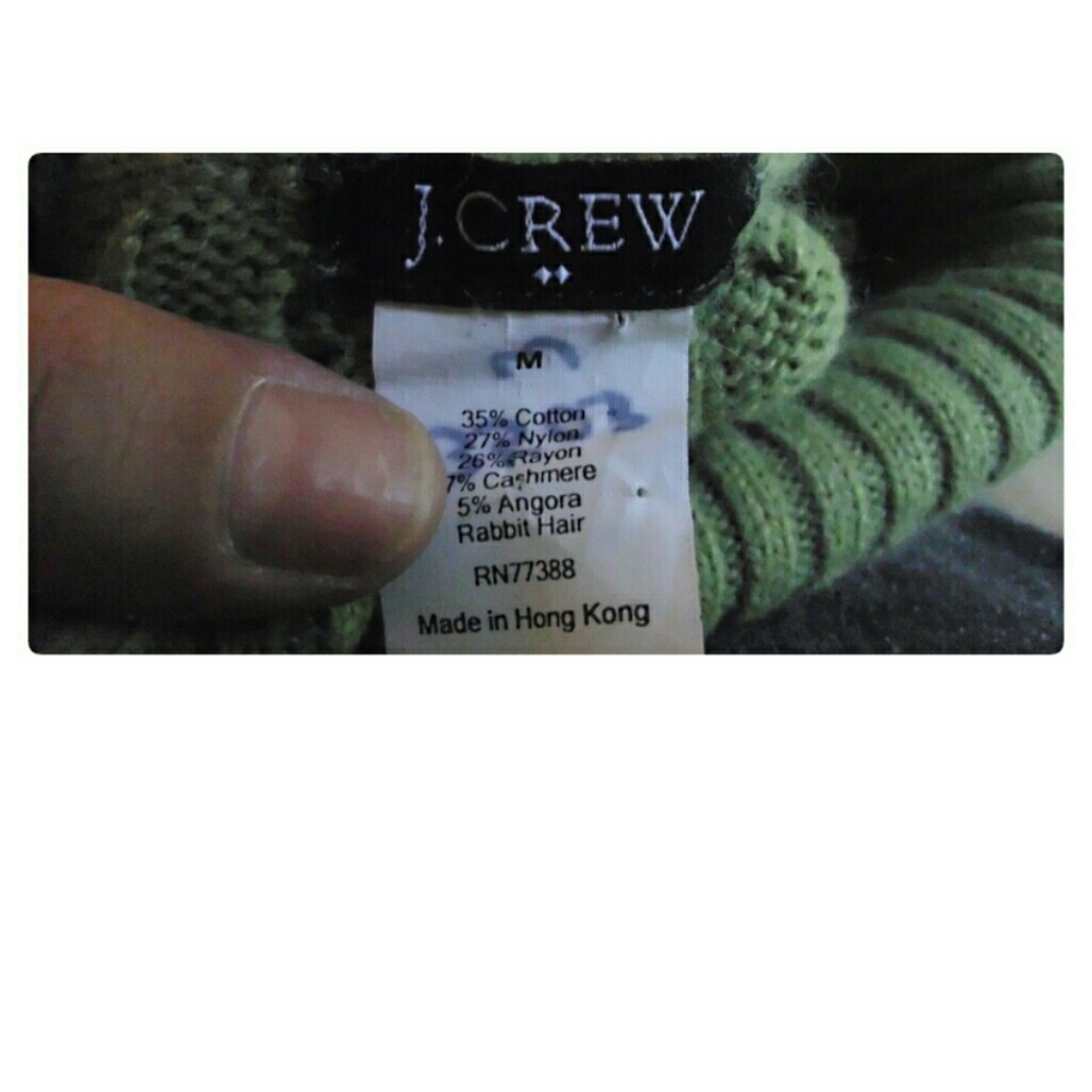 J. CREW TURTLENECK SWEATER!🌟 - Picture 4 of 5