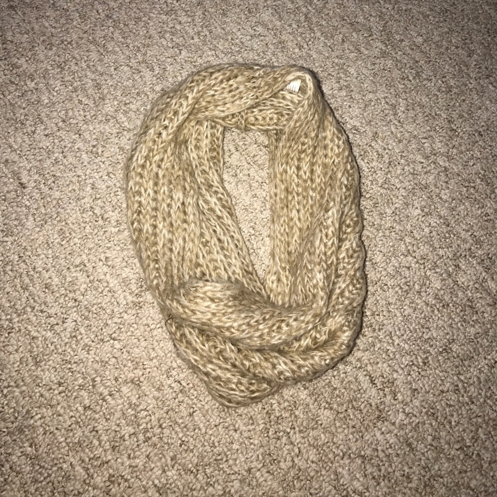 Charlotte Russe knit infinity scarf