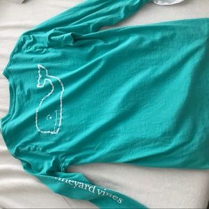 vineyard vines womans large long sleeve