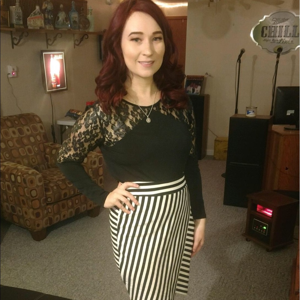 Meet your Posher, Danielle