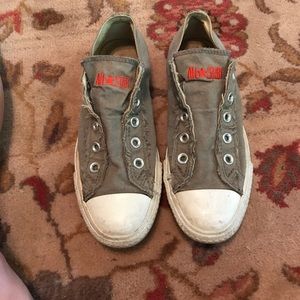 Grey Converse slip on's