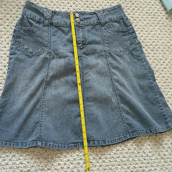 Donated. A Line Jean Skirt - Picture 3 of 8