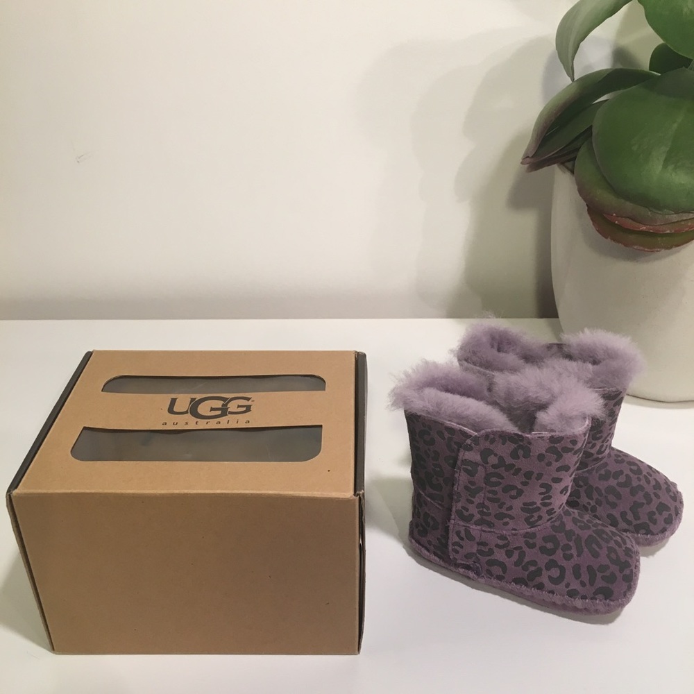 New In Box UGGS “Cassie” Leopard Boots Infant