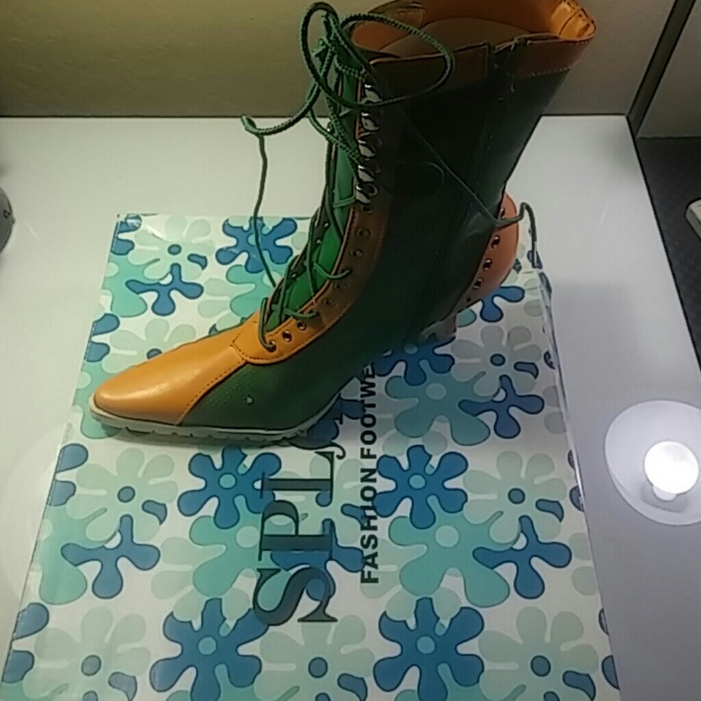 Shoes item #0015