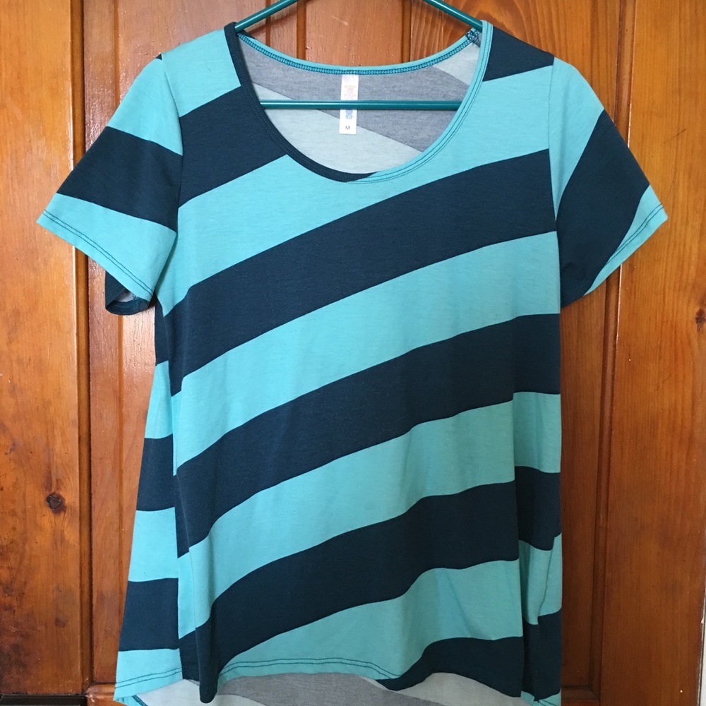 LulaRoe Classic Tee